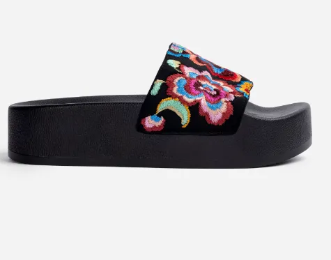 Calanthe Platform Slide